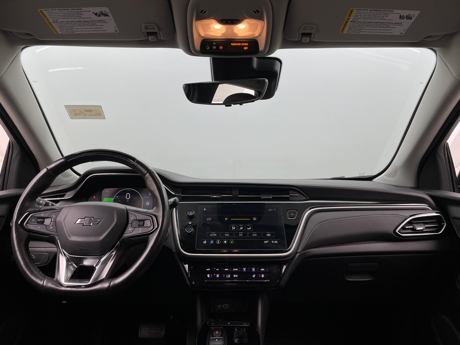 Thumbnail: 2023 Chevrolet Bolt EUV - 2
