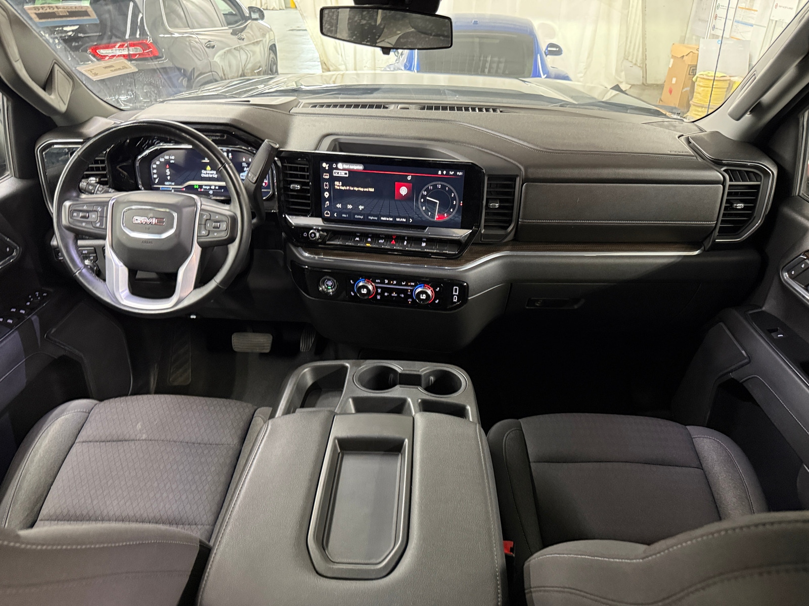 Thumbnail: 2023 GMC Sierra 1500 - 3