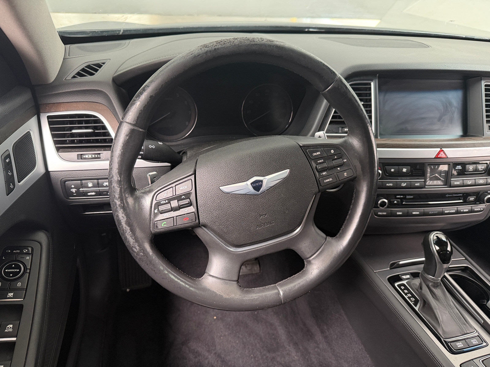 Thumbnail: 2015 Hyundai Genesis - 4