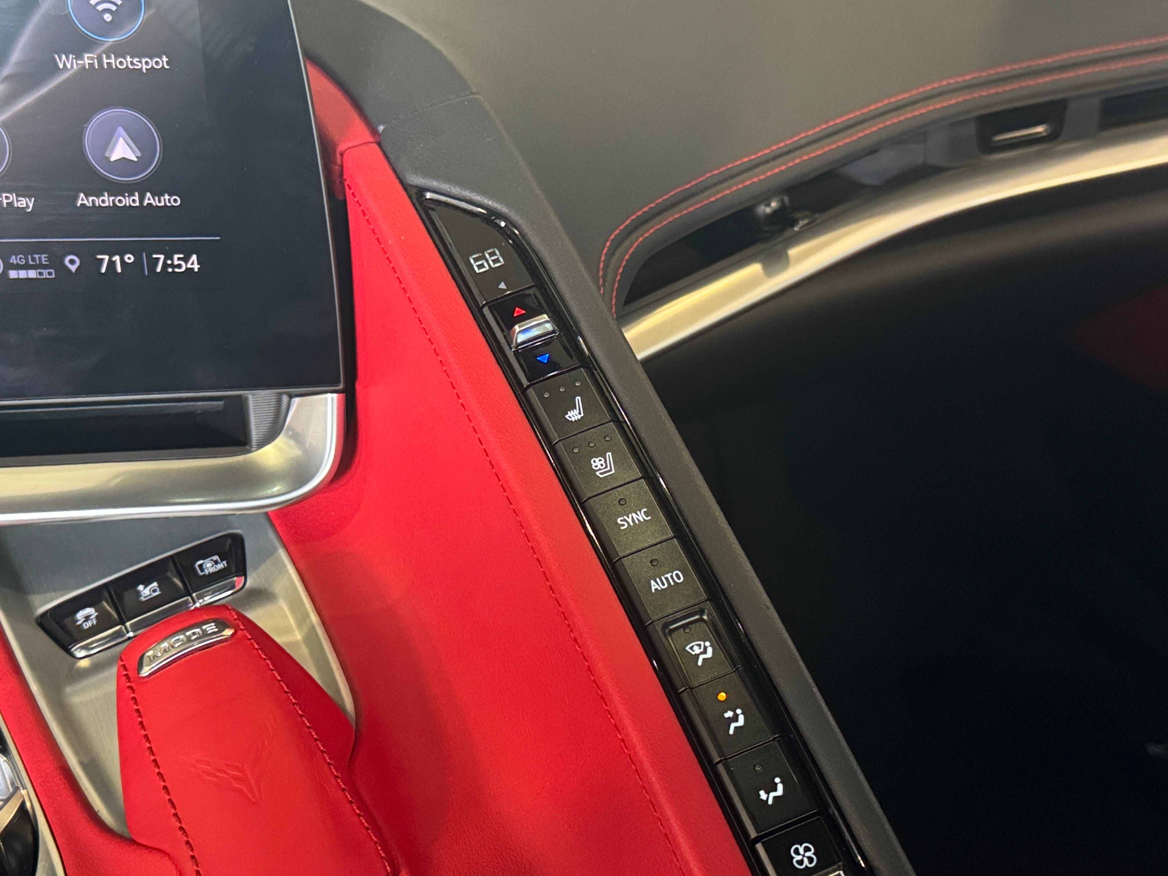 2023 Chevrolet Corvette 2LT - Photo 18