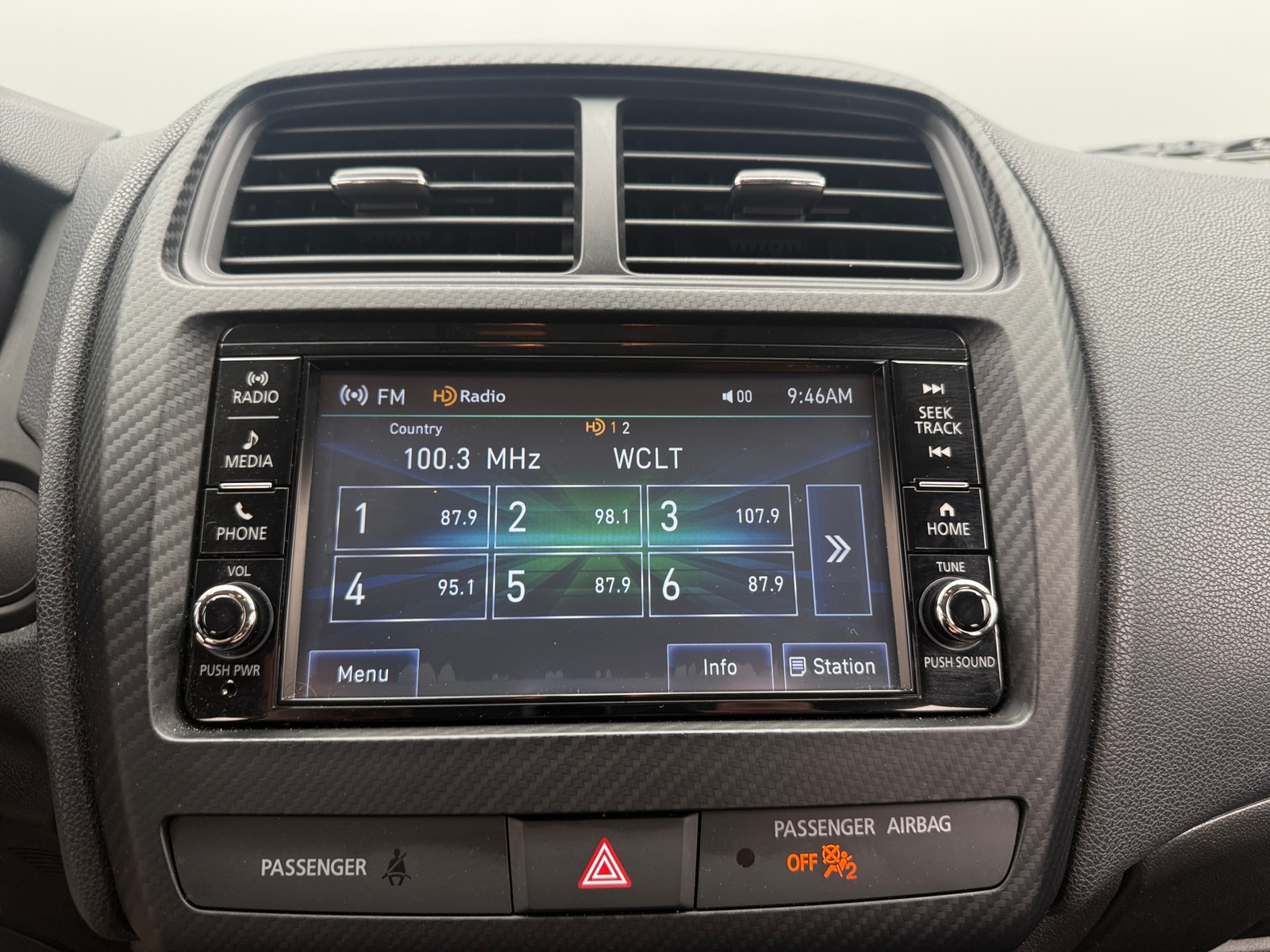 Thumbnail: 2022 Mitsubishi Outlander Sport - 4