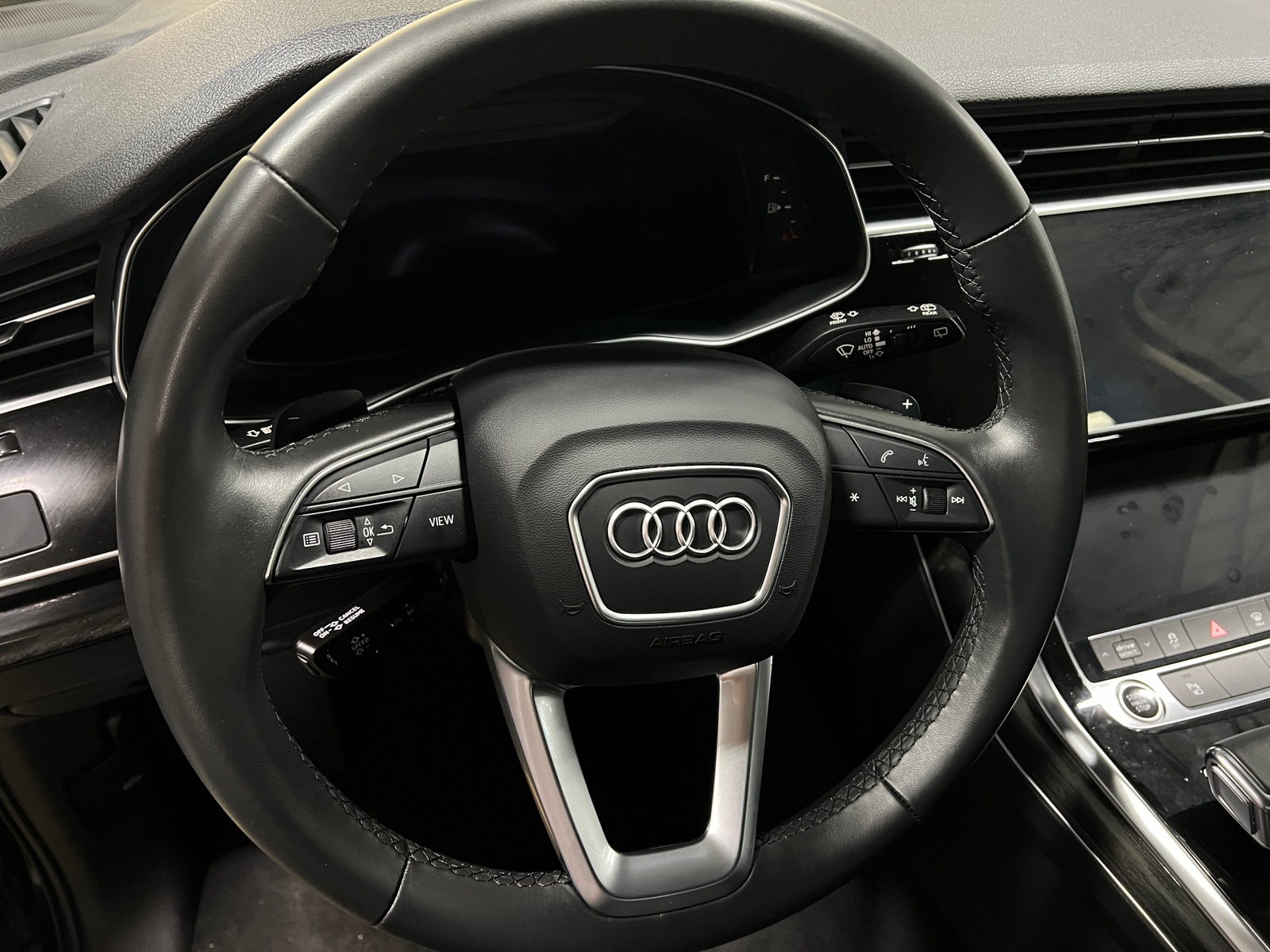 Thumbnail: 2022 Audi Q7 - 4