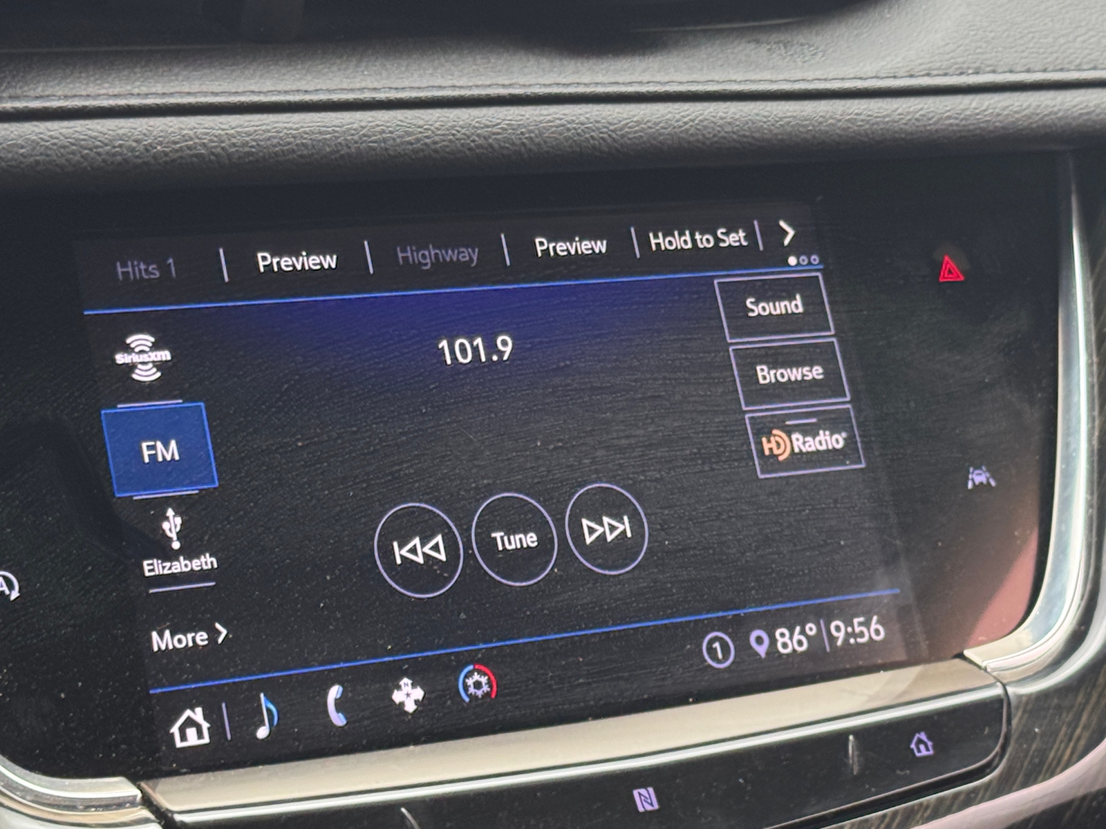 Thumbnail: 2020 Cadillac XT6 - 3