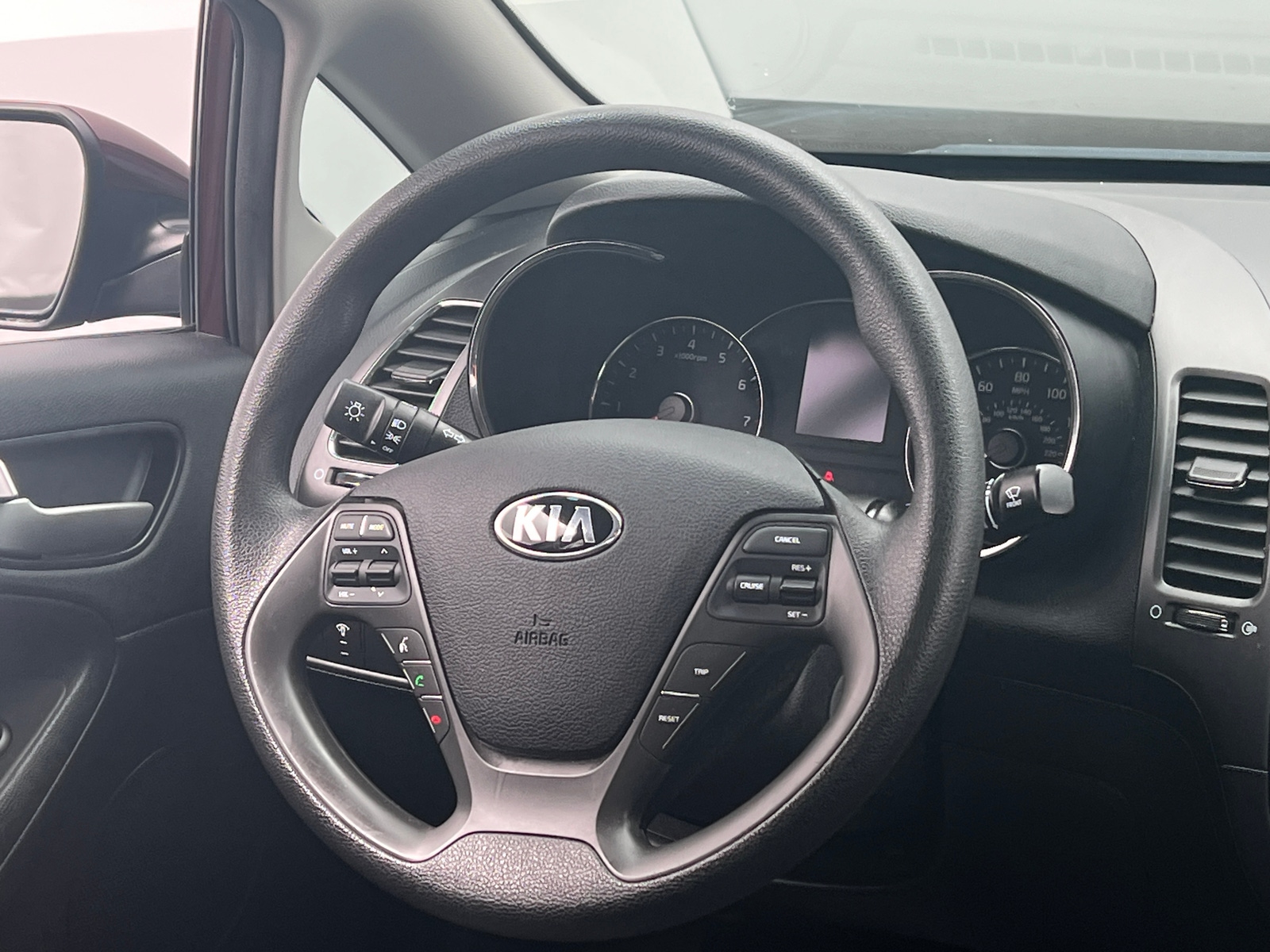 Thumbnail: 2018 Kia Forte - 5