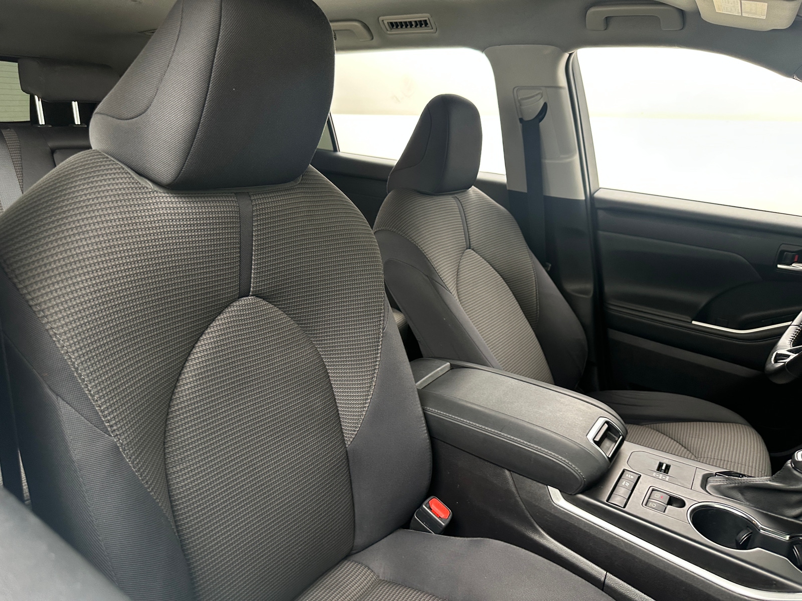 Thumbnail: 2020 Toyota Highlander - 2