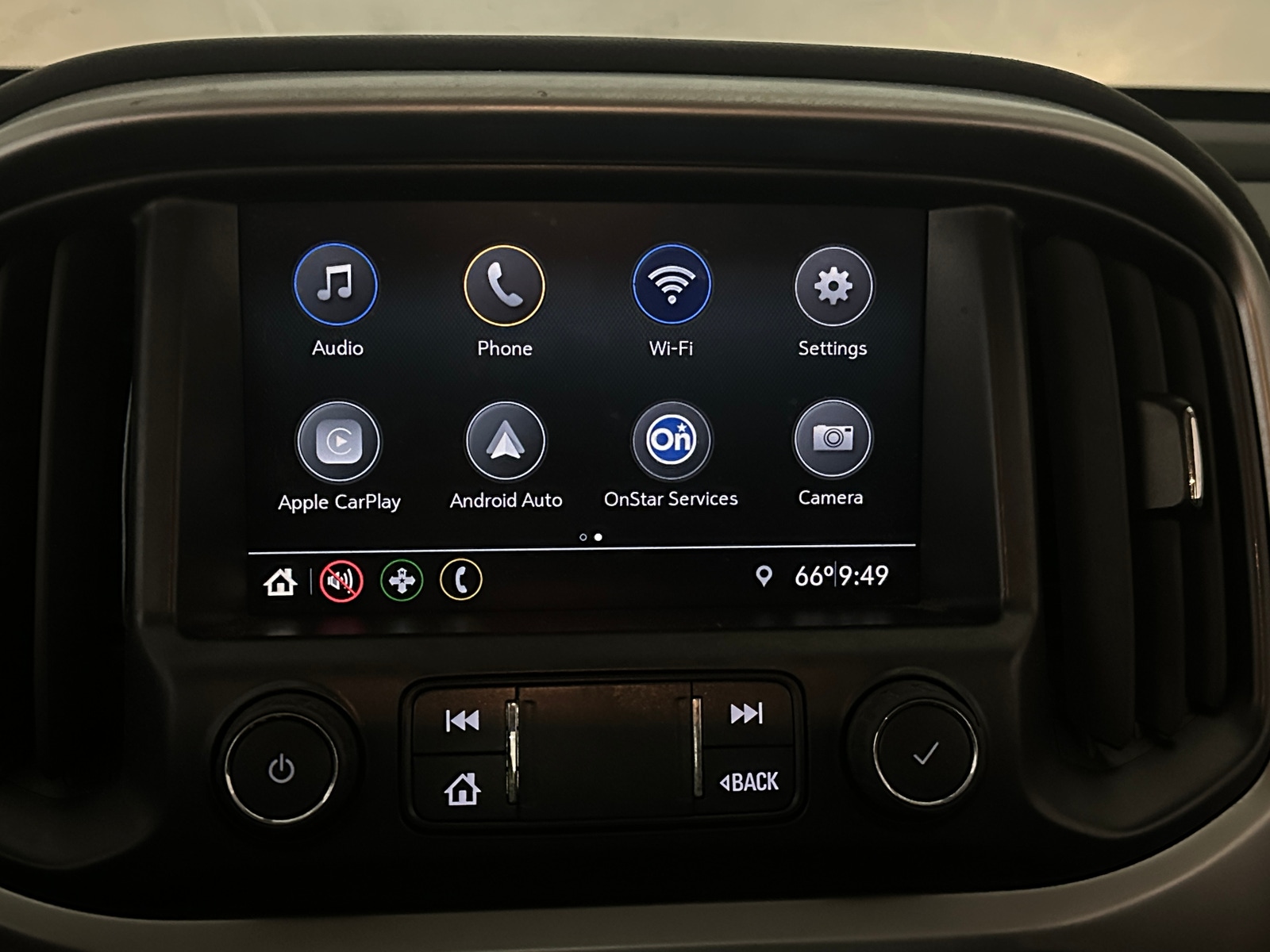Thumbnail: 2022 Chevrolet Colorado - 4