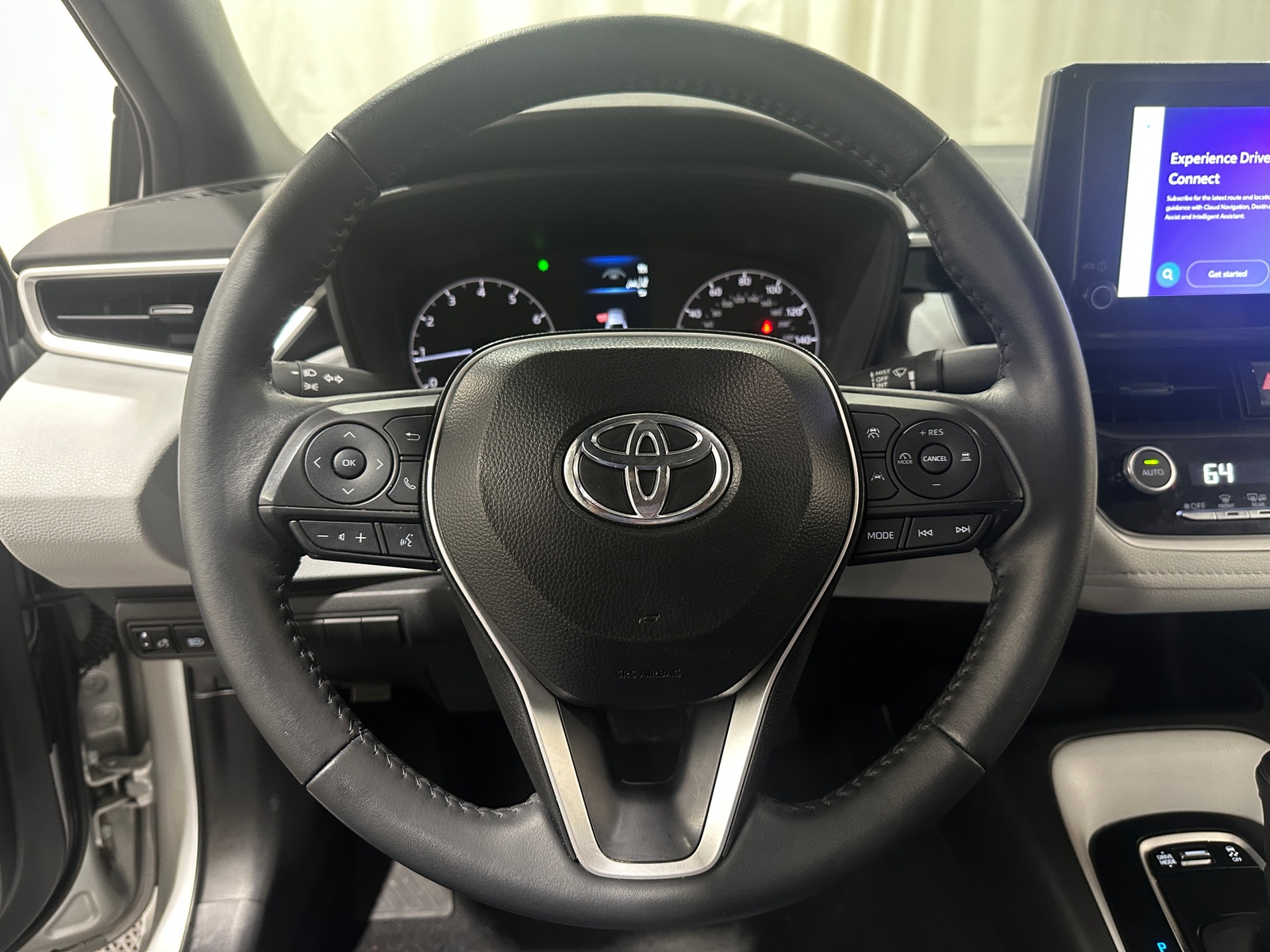 Thumbnail: 2025 Toyota Corolla - 5