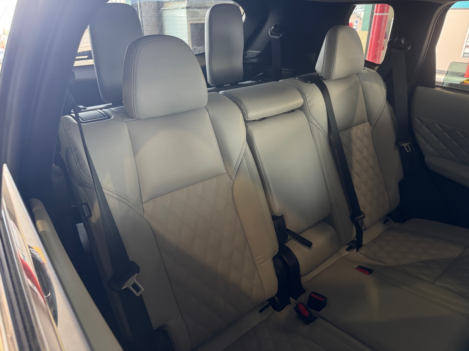 Thumbnail: 2023 Mitsubishi Outlander - 5