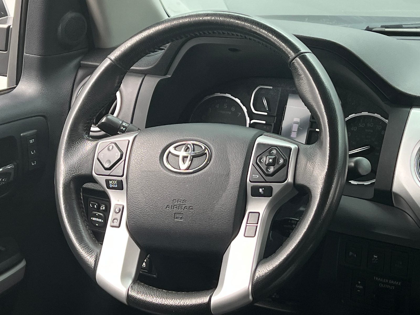 Thumbnail: 2019 Toyota Tundra - 4
