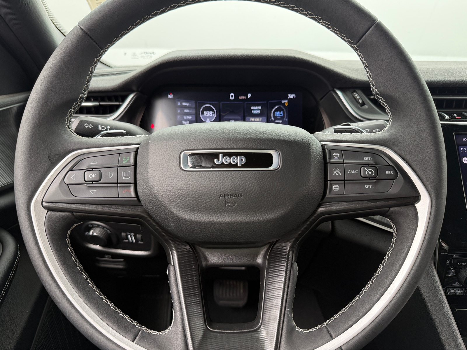 Thumbnail: 2025 Jeep Grand Cherokee L - 5
