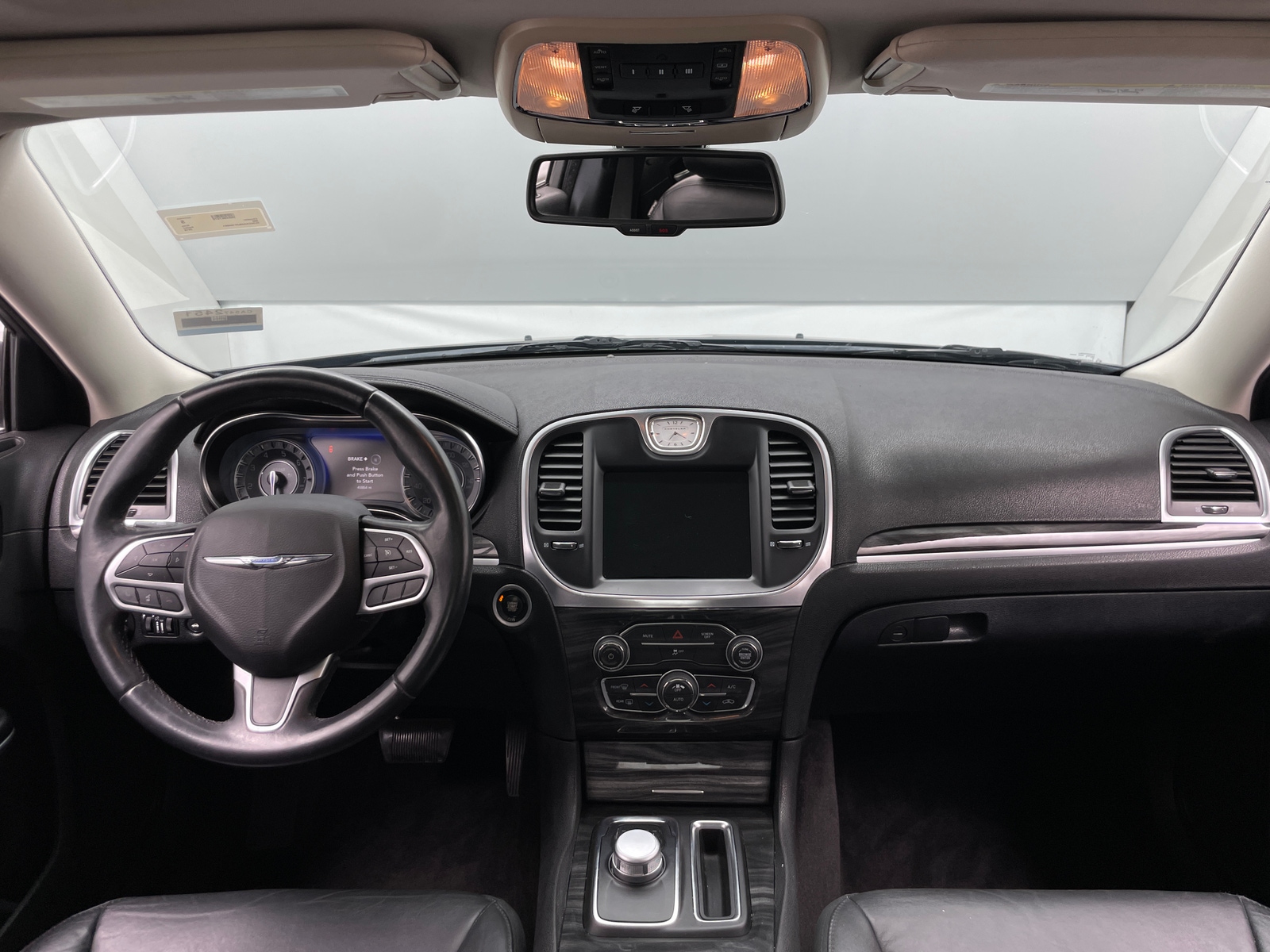 Thumbnail: 2018 Chrysler 300 - 2