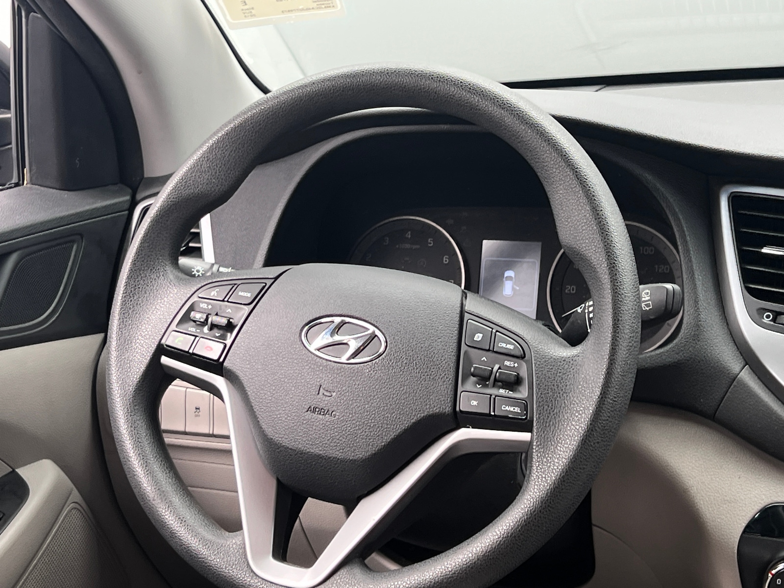 Thumbnail: 2018 Hyundai Tucson - 5