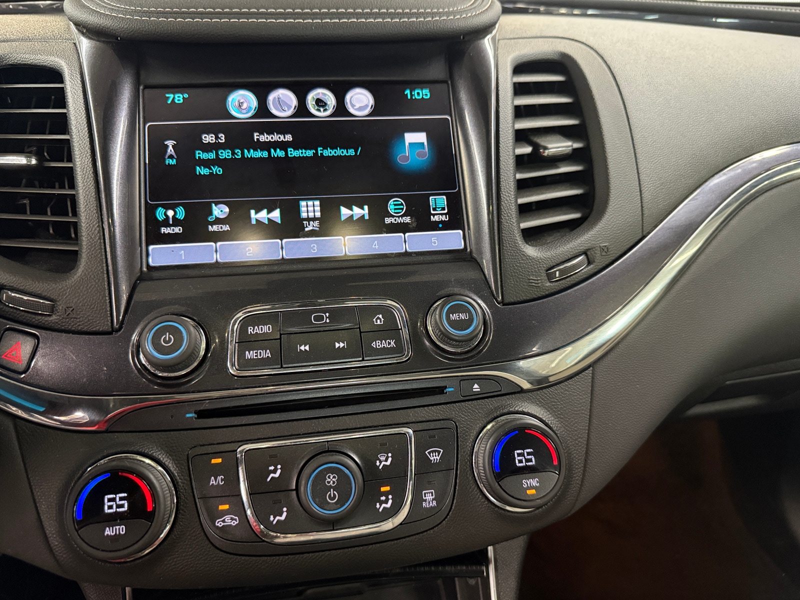 Thumbnail: 2017 Chevrolet Impala - 3
