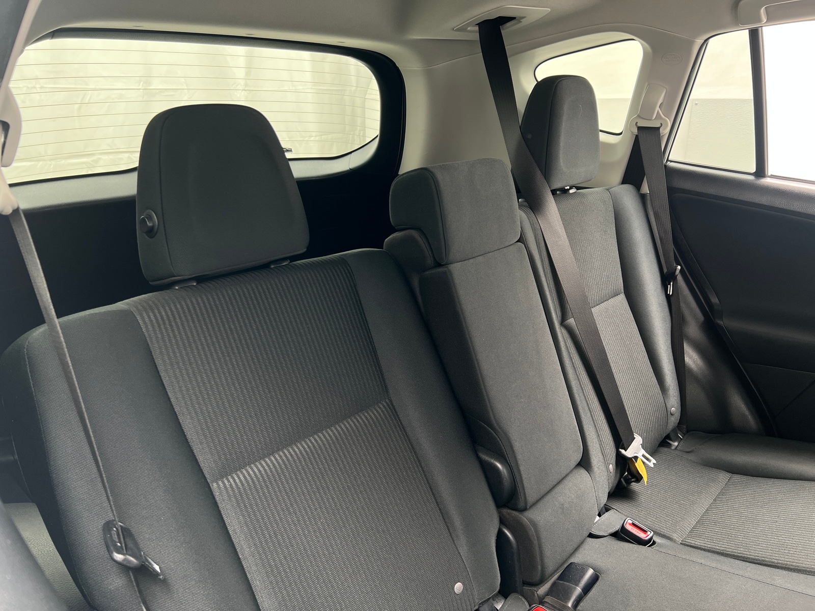 Thumbnail: 2018 Toyota RAV4 - 6