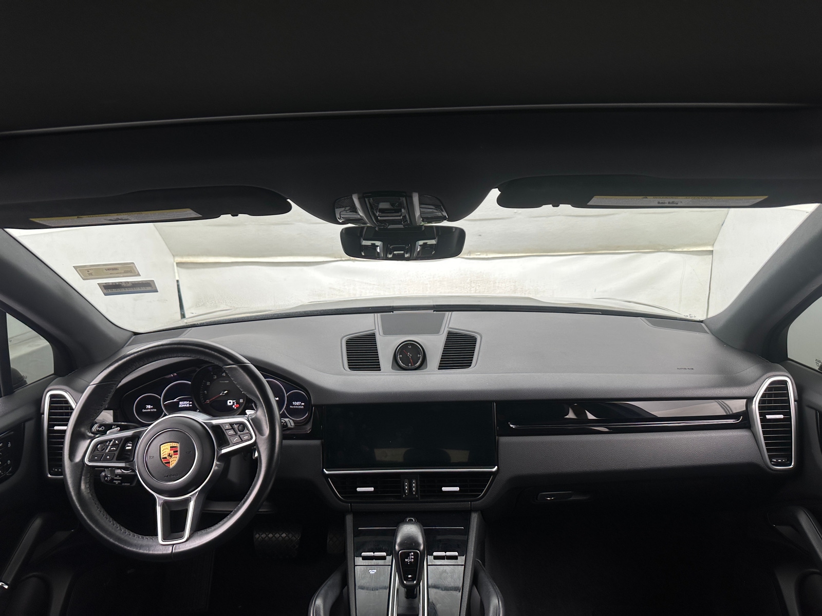 Thumbnail: 2019 Porsche Cayenne - 2