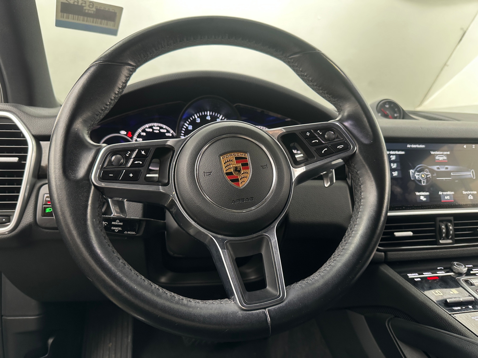 Thumbnail: 2019 Porsche Cayenne - 4