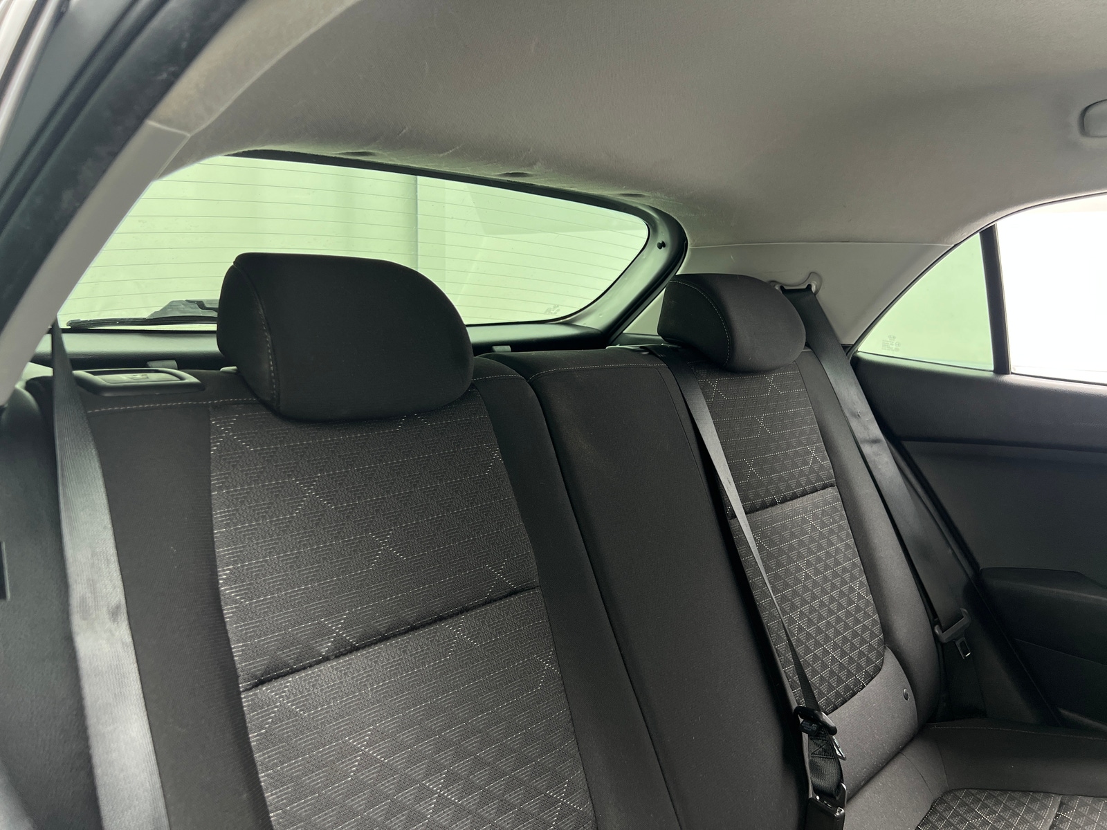 Thumbnail: 2020 Kia Rio - 6
