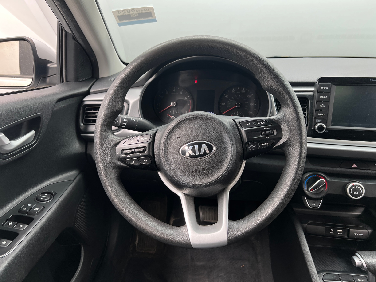 Thumbnail: 2020 Kia Rio - 5