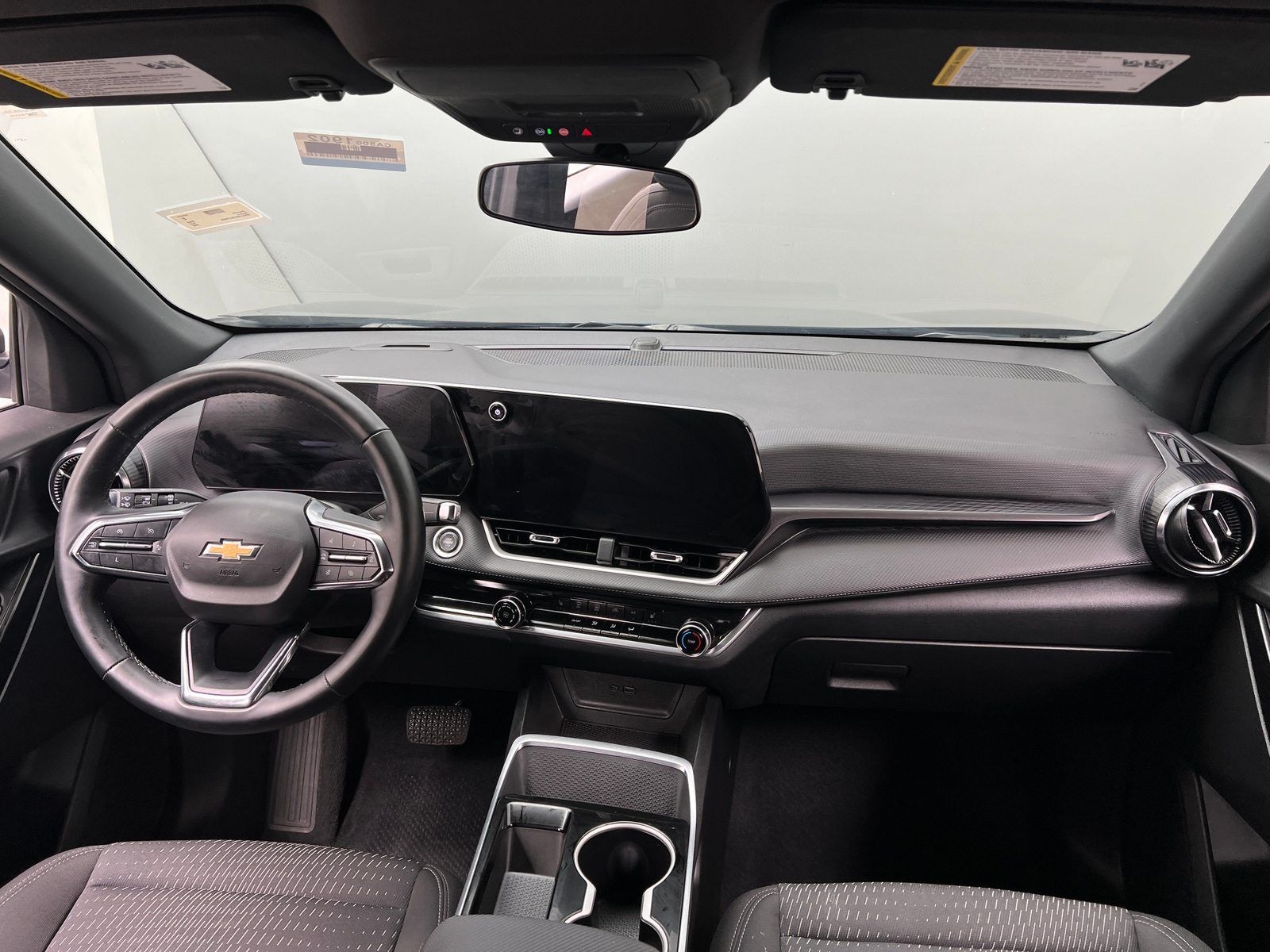 Thumbnail: 2025 Chevrolet Equinox - 3