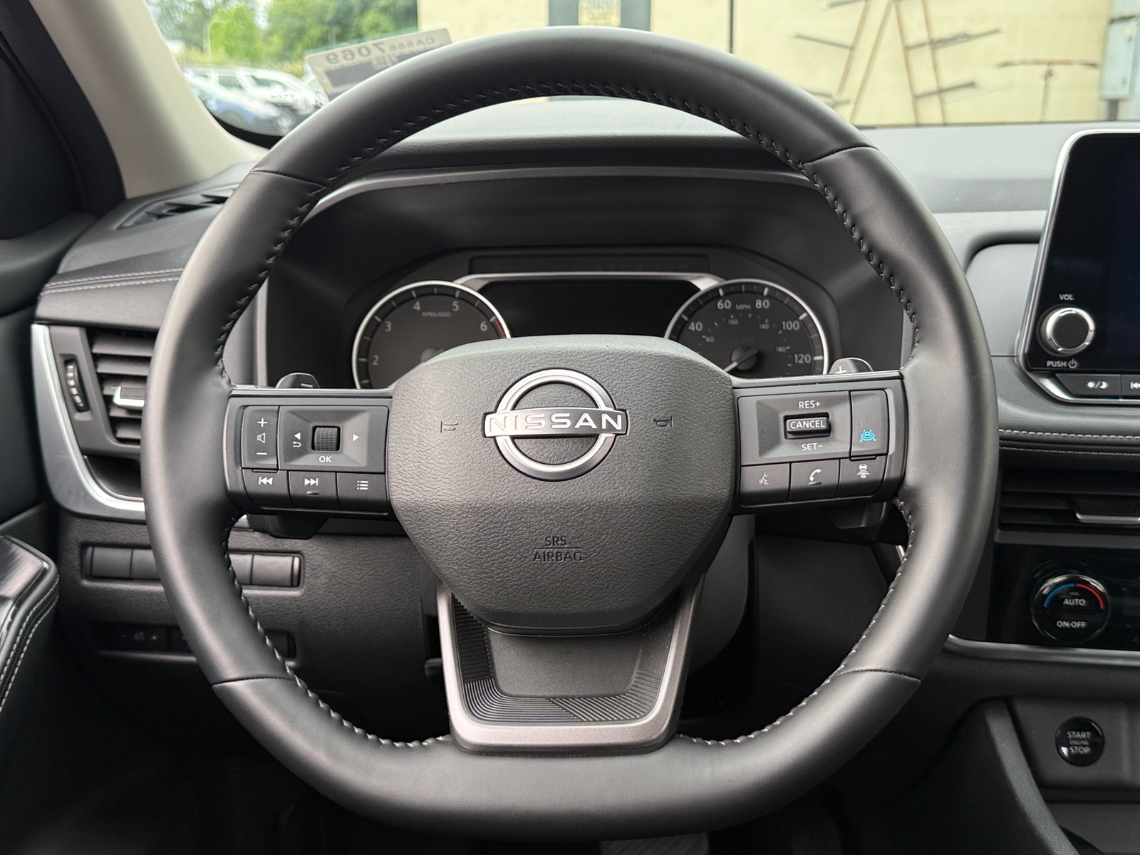 Thumbnail: 2025 Nissan Rogue - 5