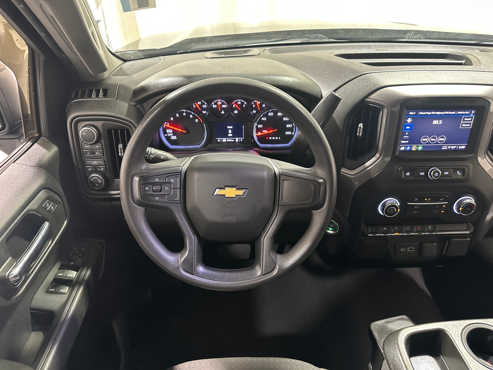 Thumbnail: 2022 Chevrolet Silverado 1500 - 5