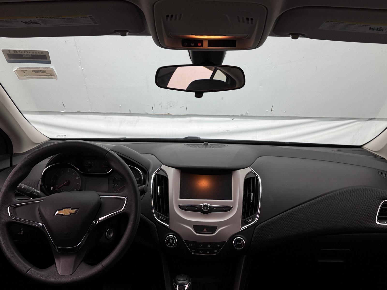 Thumbnail: 2017 Chevrolet Cruze - 3