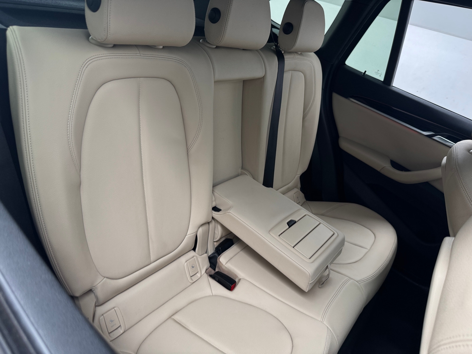 Thumbnail: 2018 BMW X1 - 6
