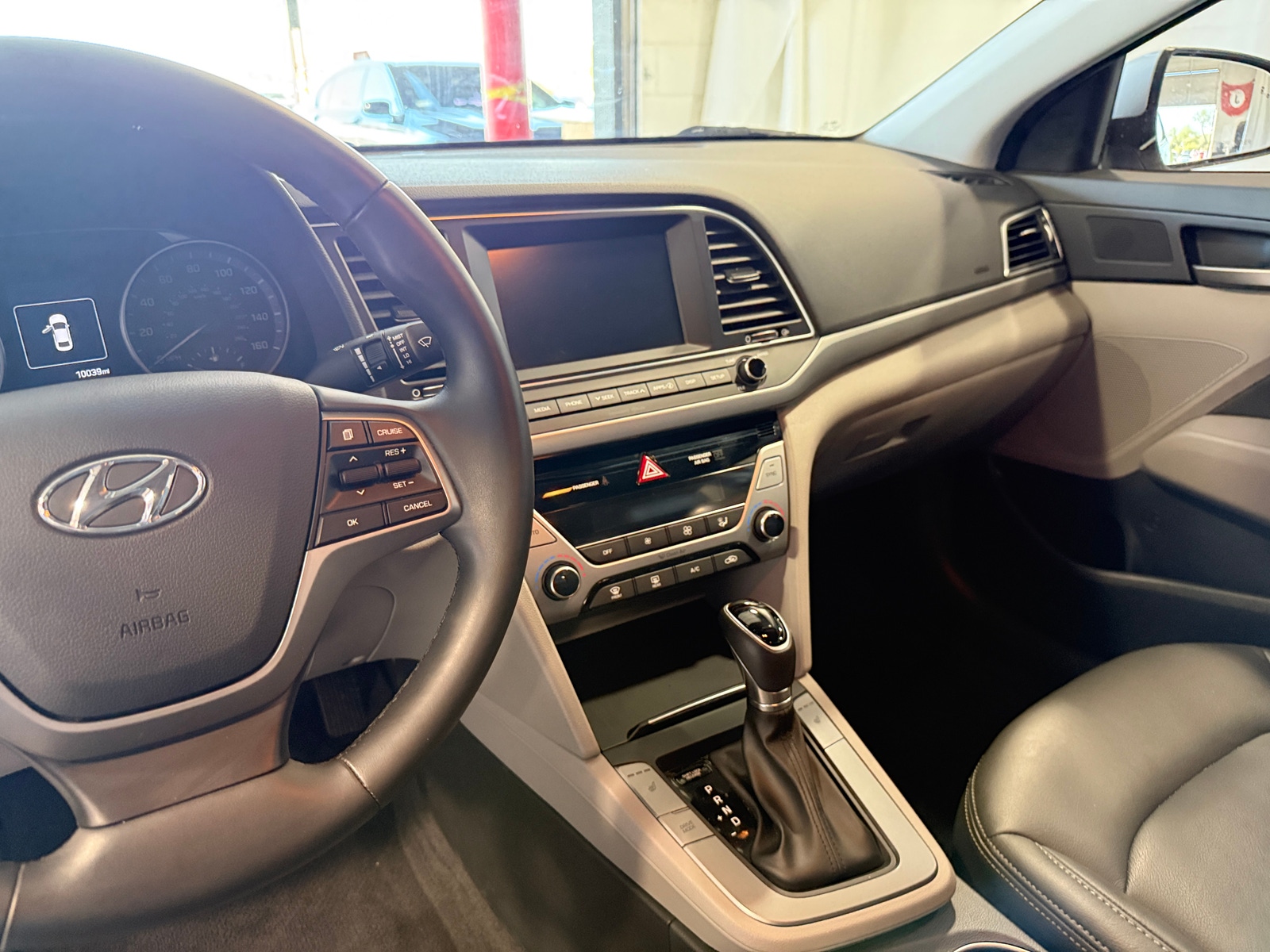 Thumbnail: 2018 Hyundai Elantra - 4