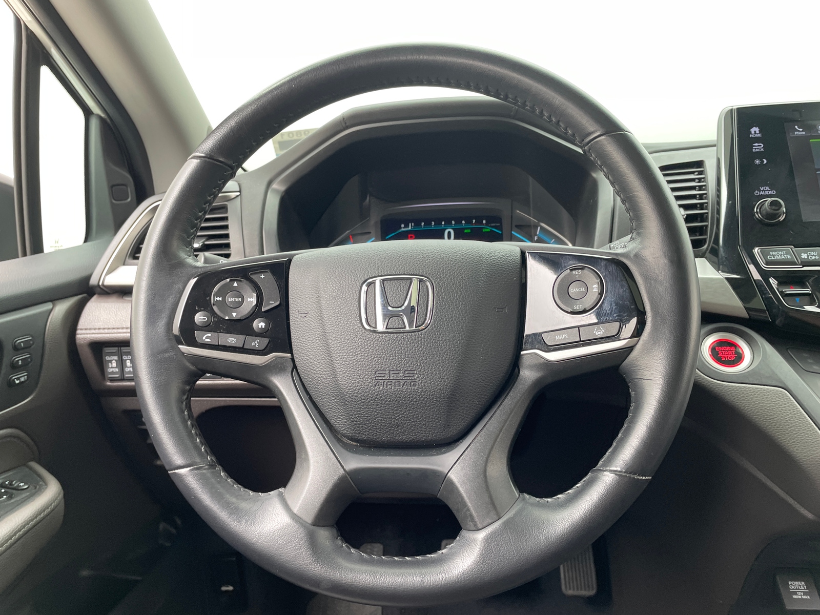 Thumbnail: 2019 Honda Odyssey - 4