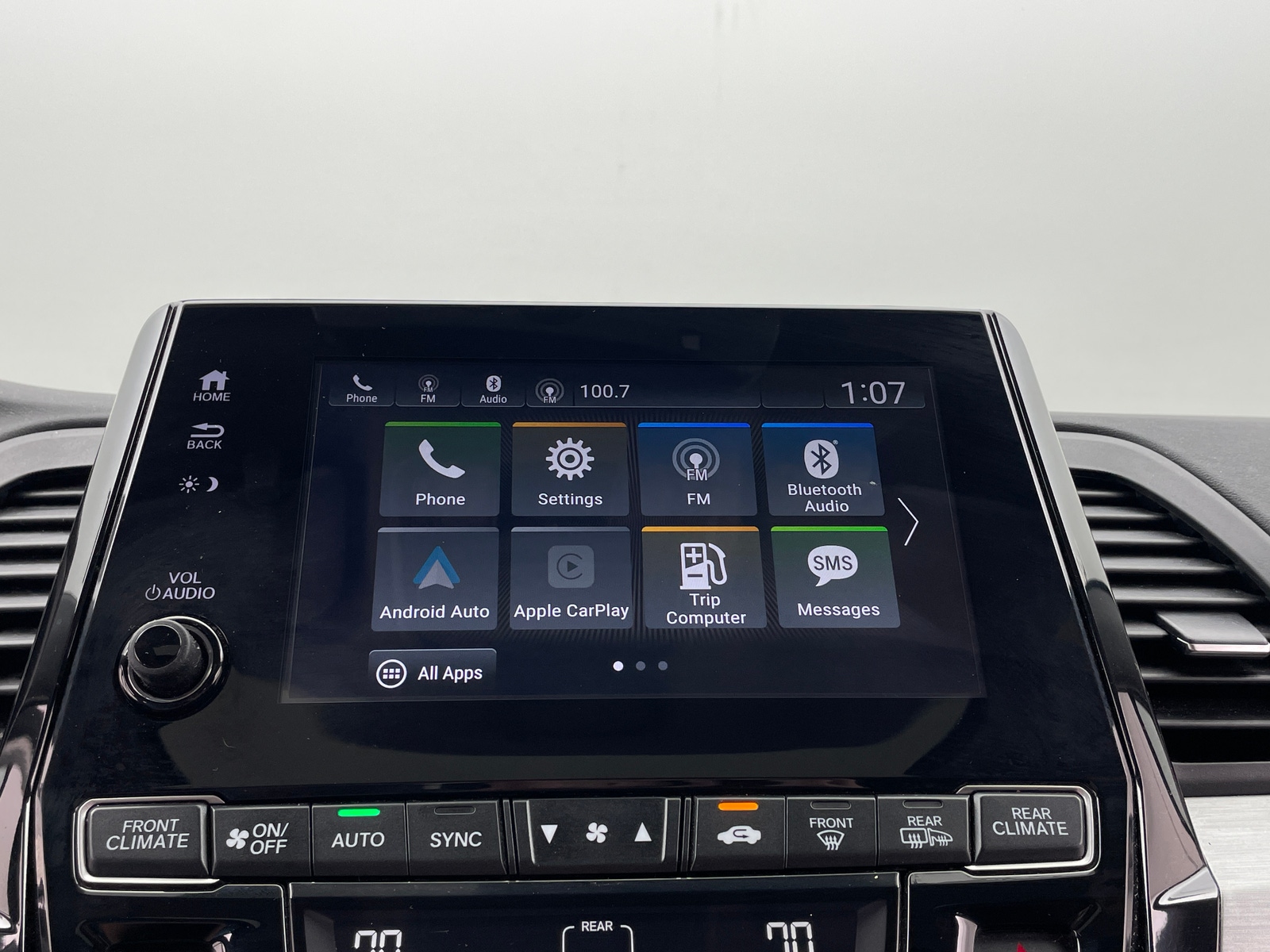 Thumbnail: 2019 Honda Odyssey - 3