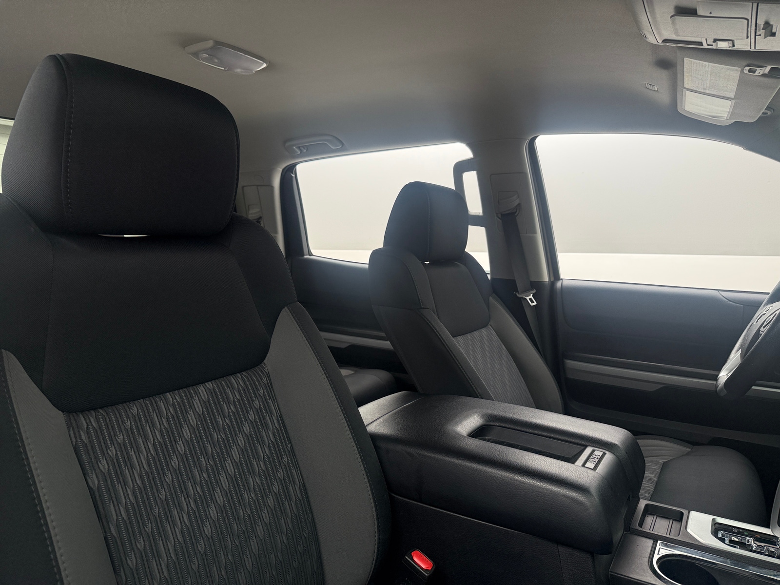 Thumbnail: 2020 Toyota Tundra - 2