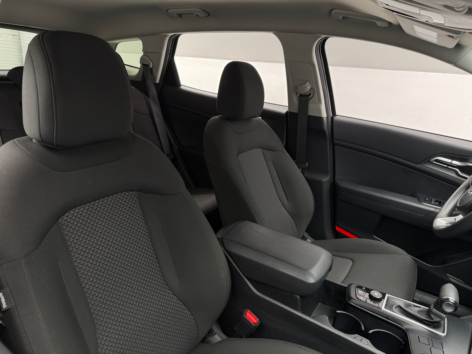 Thumbnail: 2025 Kia Sportage - 2
