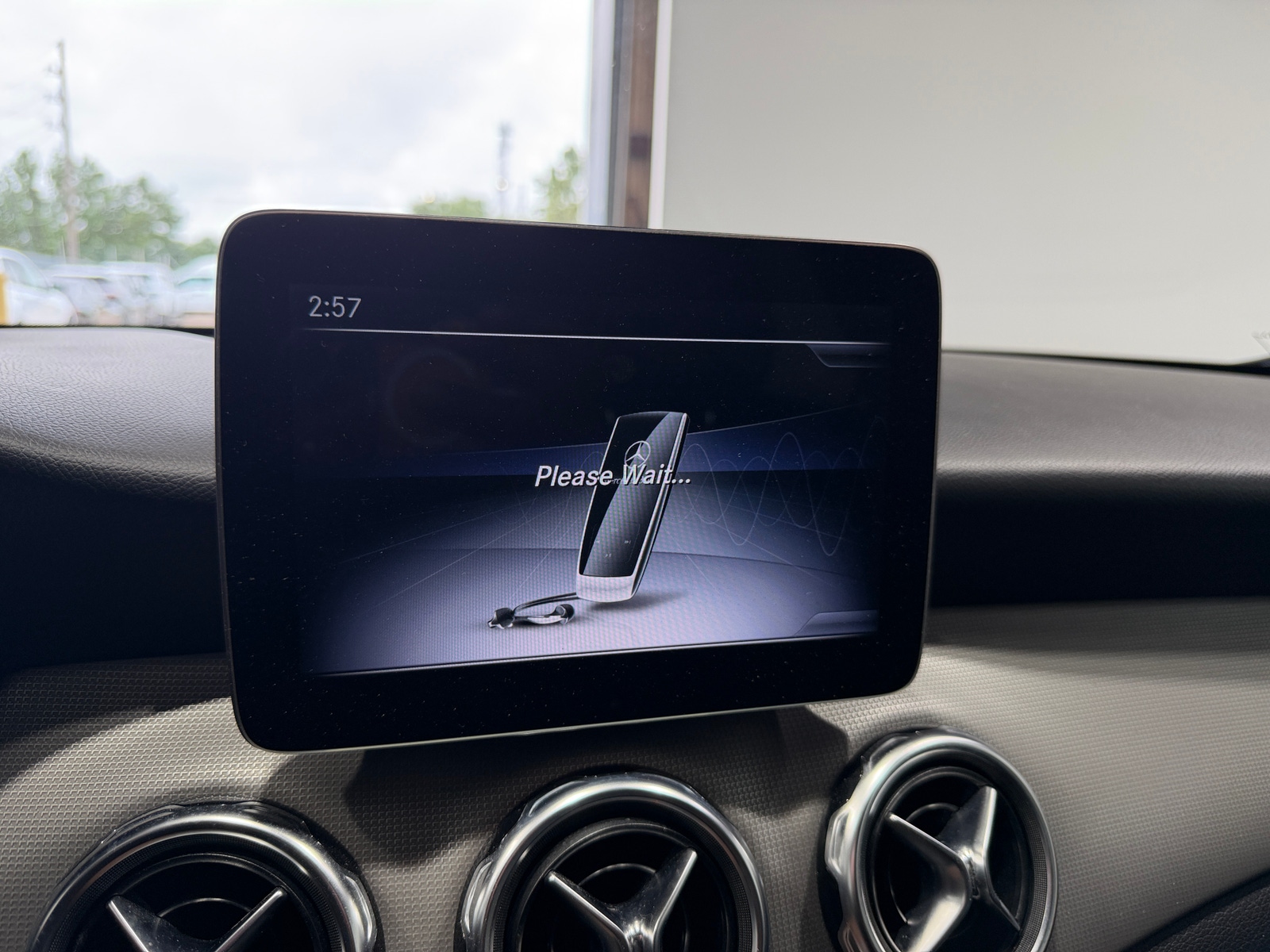 Thumbnail: 2018 Mercedes-Benz GLA - 3