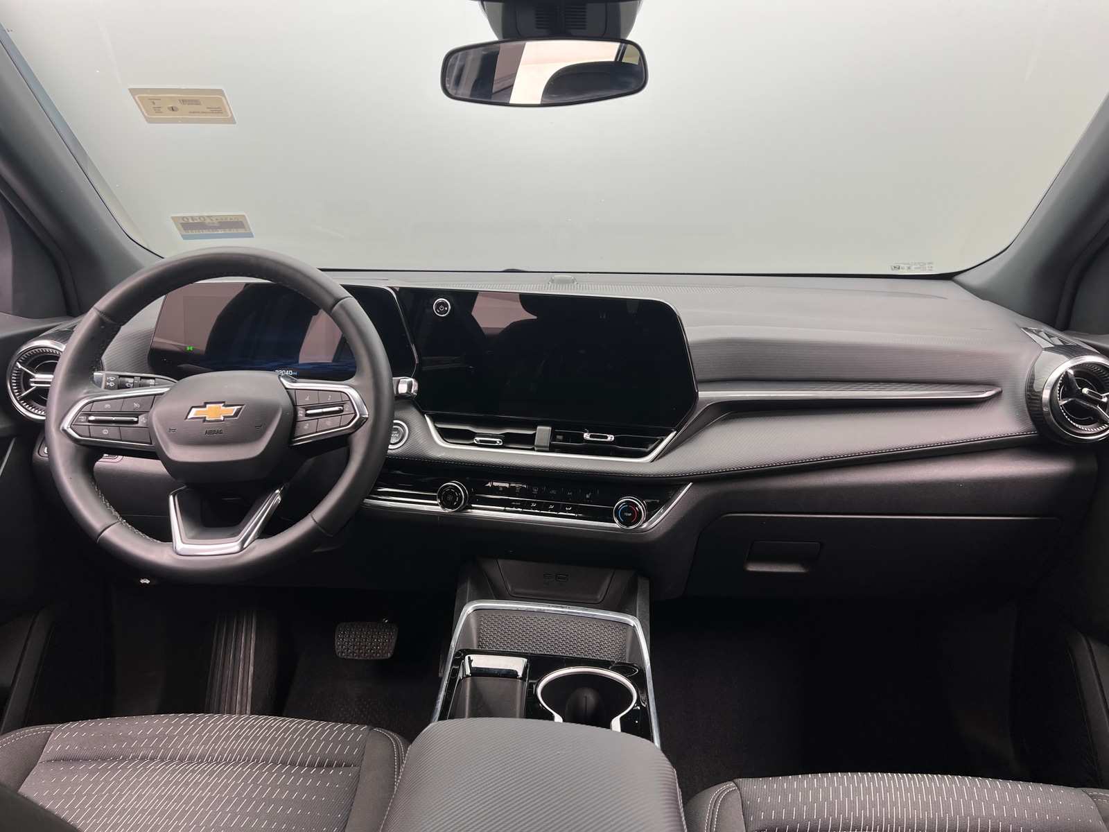 Thumbnail: 2025 Chevrolet Equinox - 3