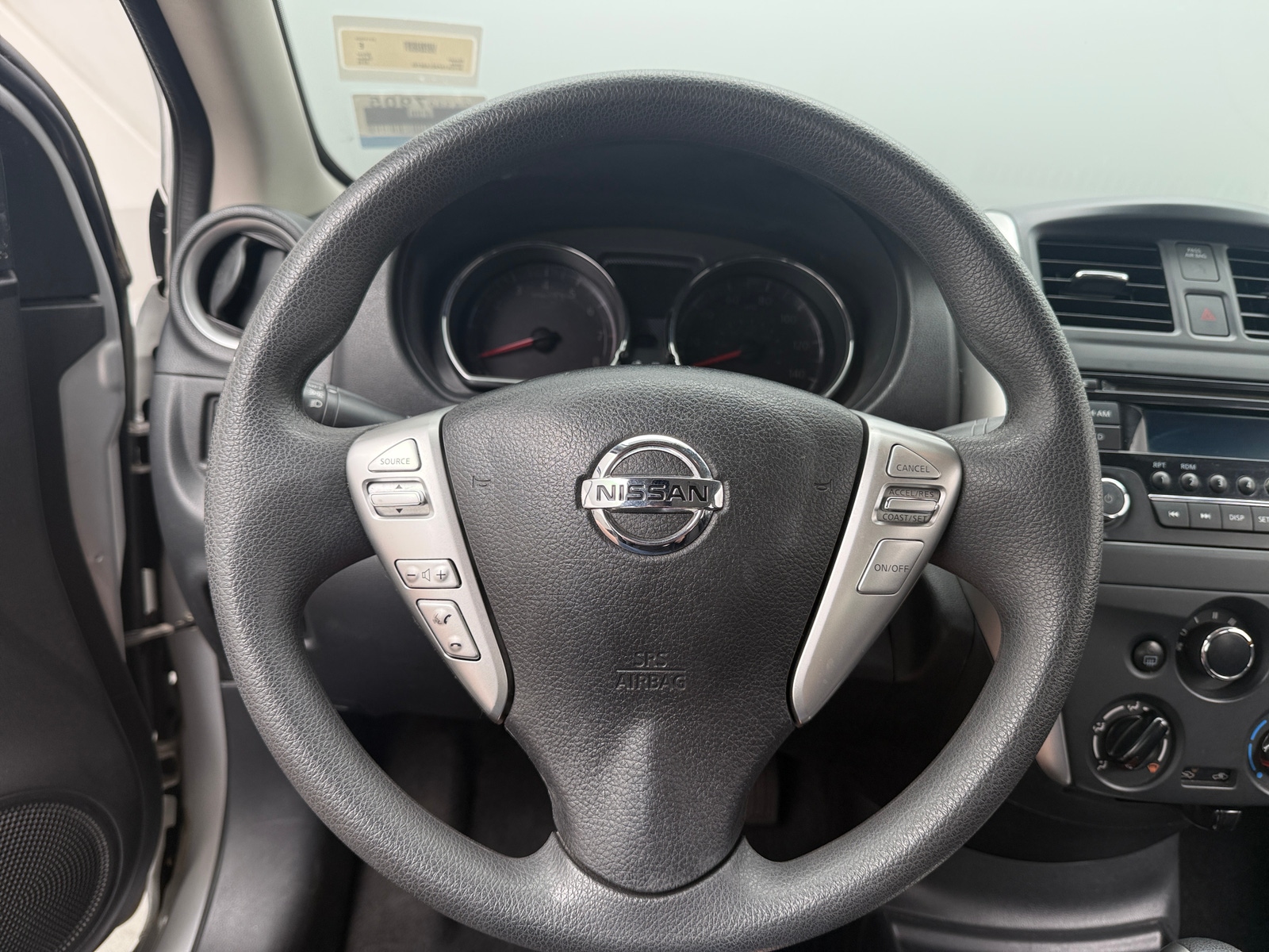 Thumbnail: 2016 Nissan Versa - 5