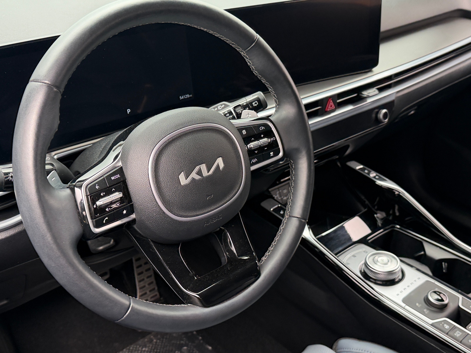 Thumbnail: 2025 Kia Sorento - 4