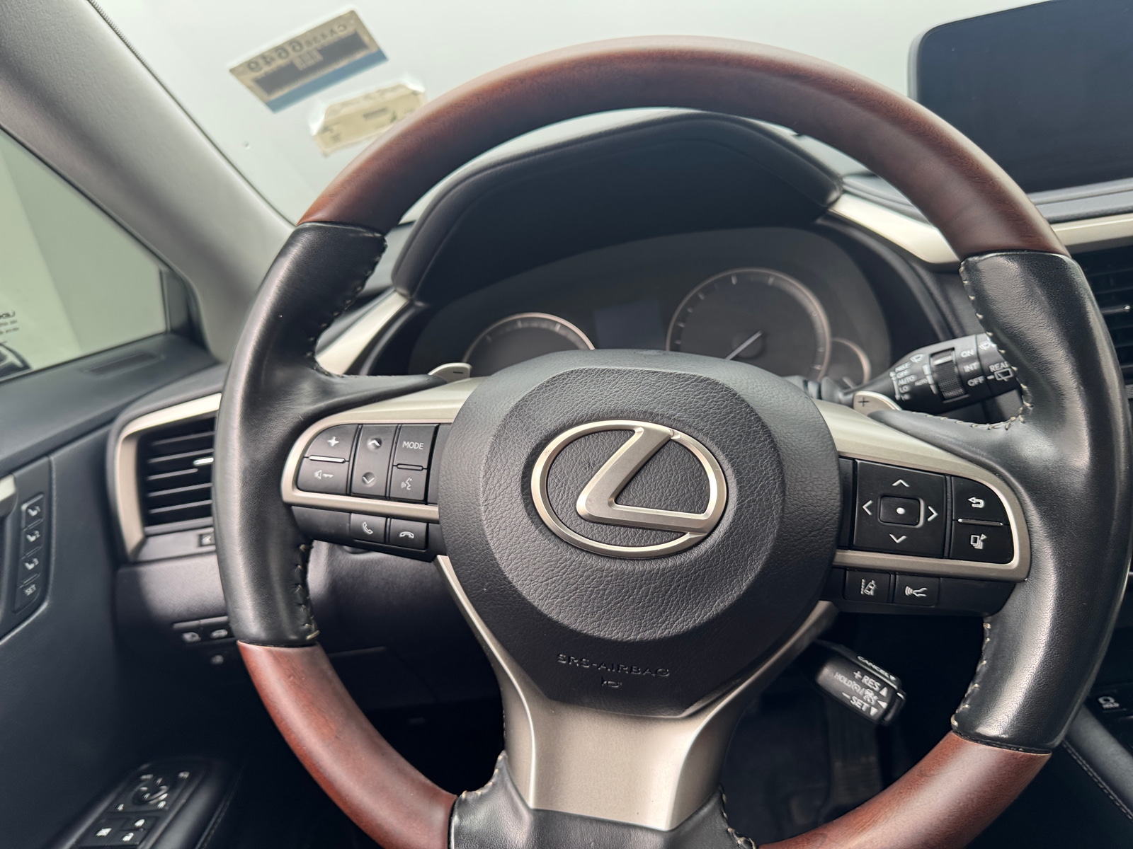 Thumbnail: 2020 Lexus RX - 5