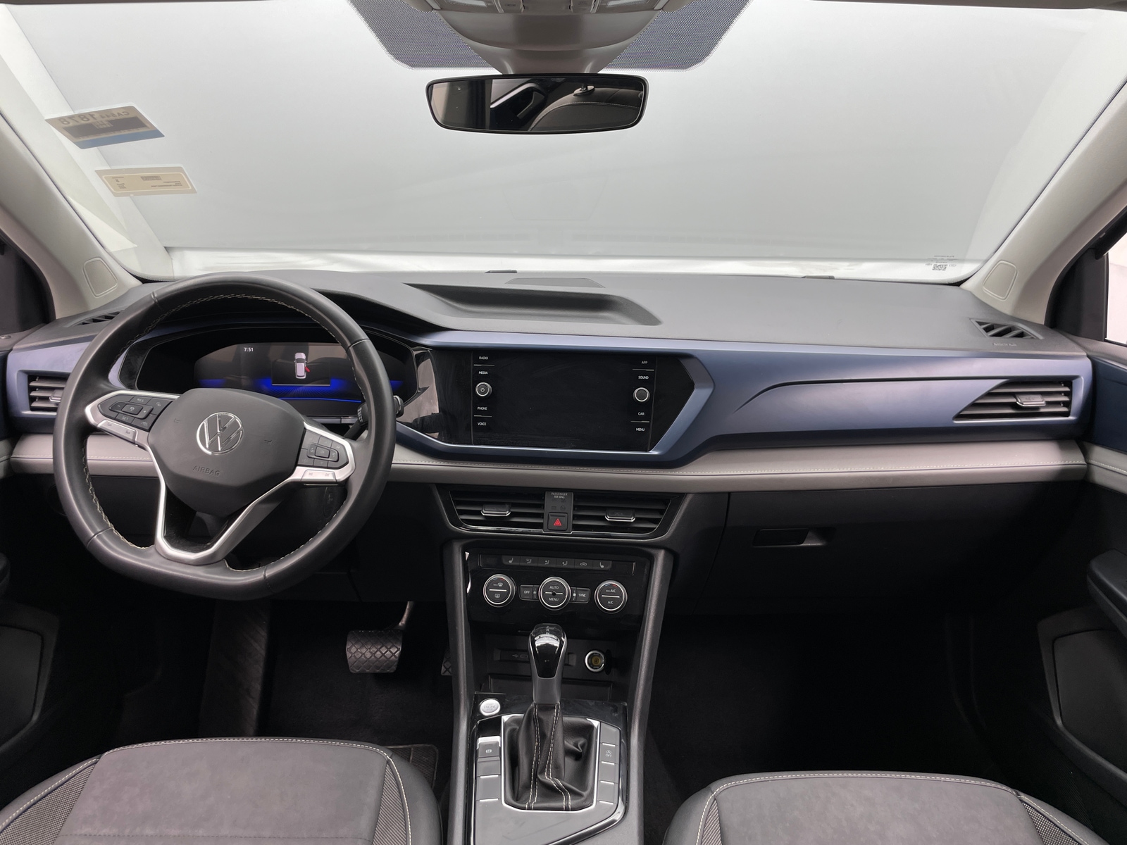 Thumbnail: 2024 Volkswagen Taos - 2