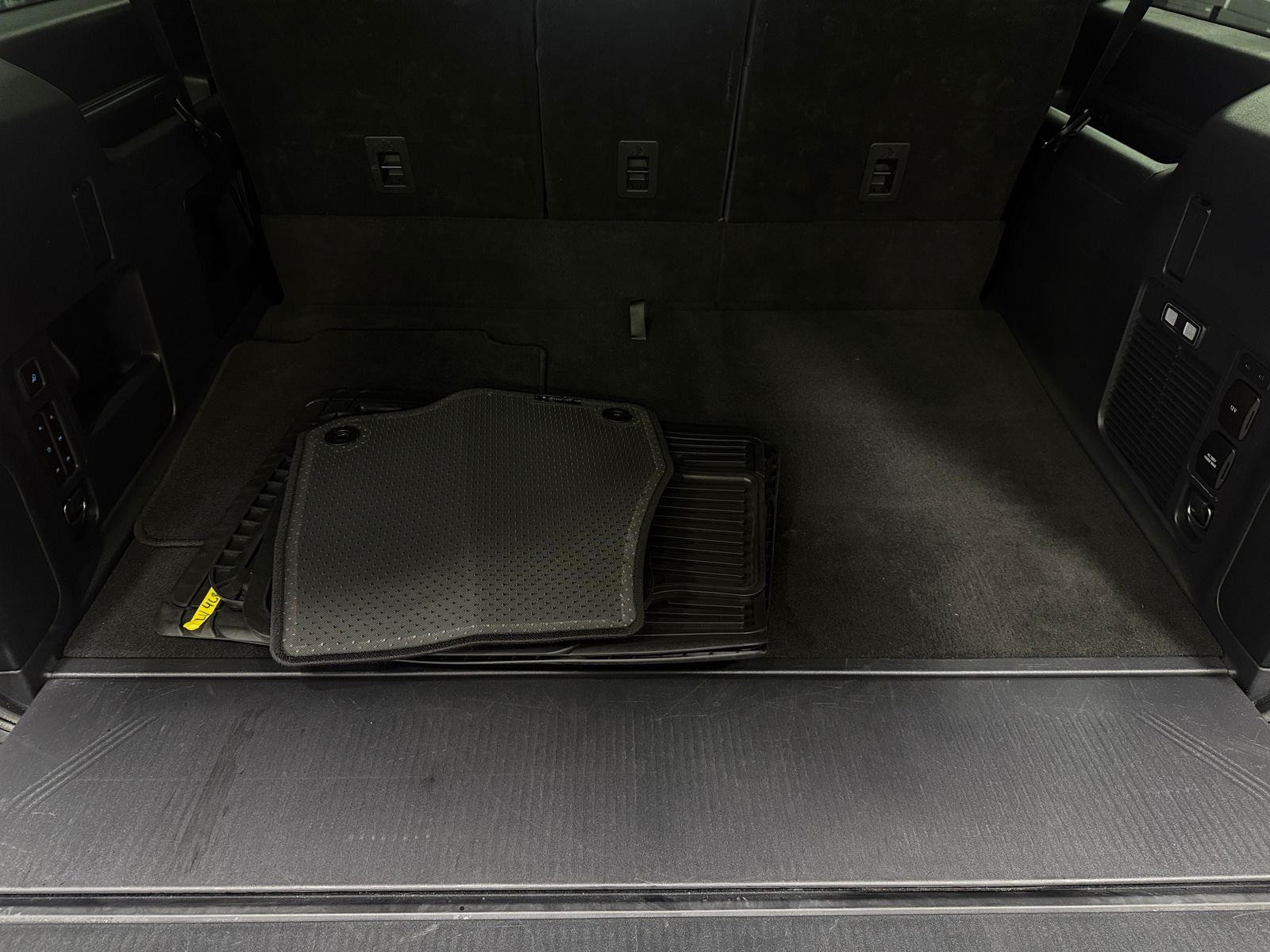 Thumbnail: 2025 Ford Expedition MAX - 6