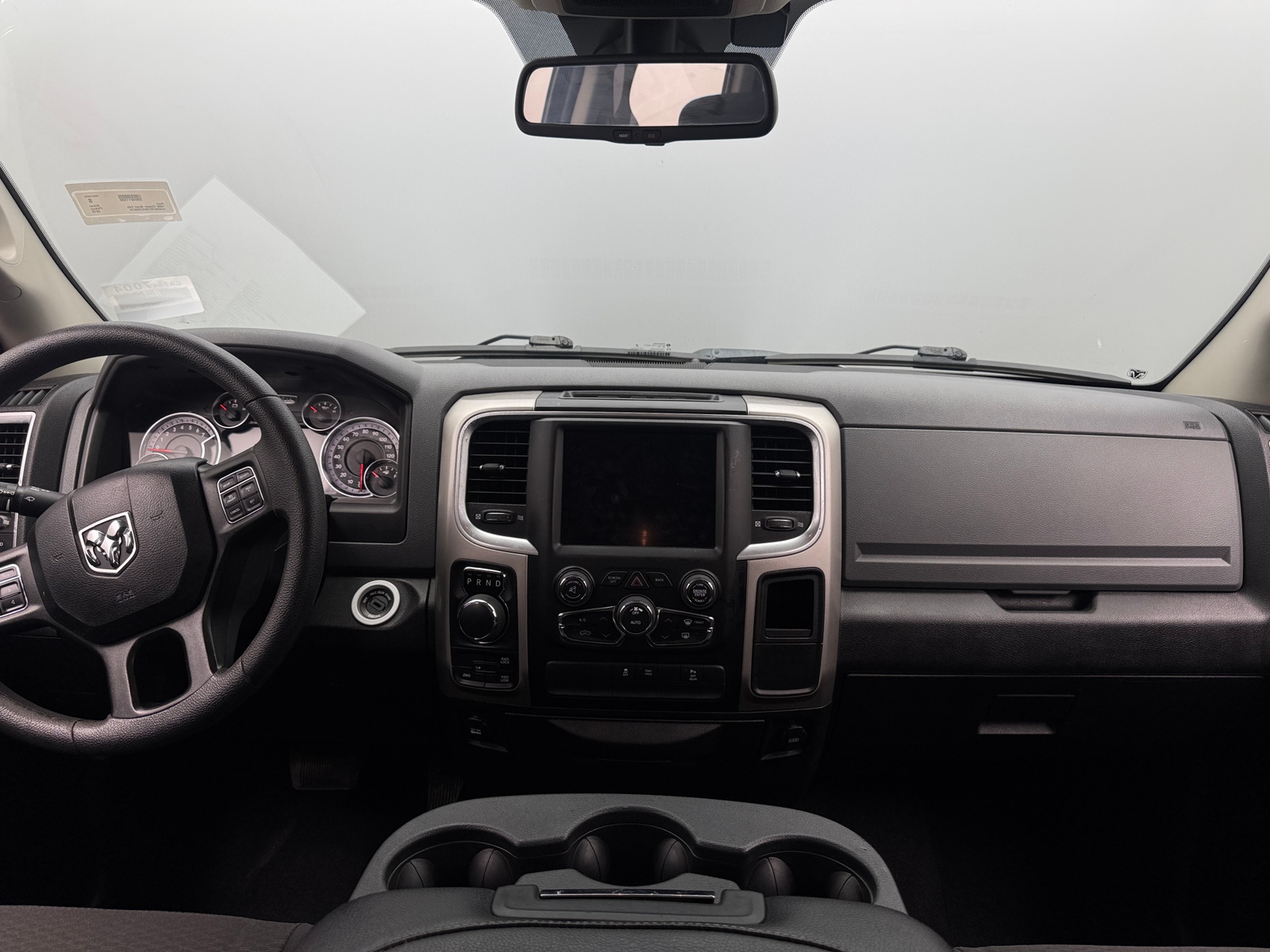 Thumbnail: 2019 RAM 1500 Classic - 3