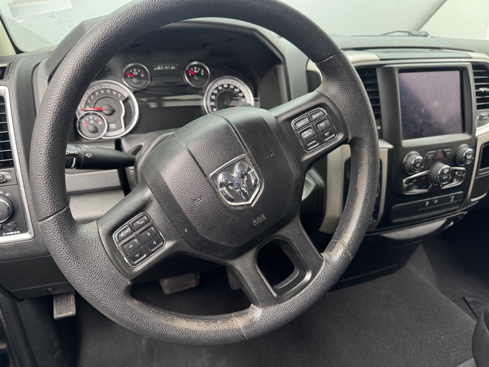 Thumbnail: 2019 RAM 1500 Classic - 5