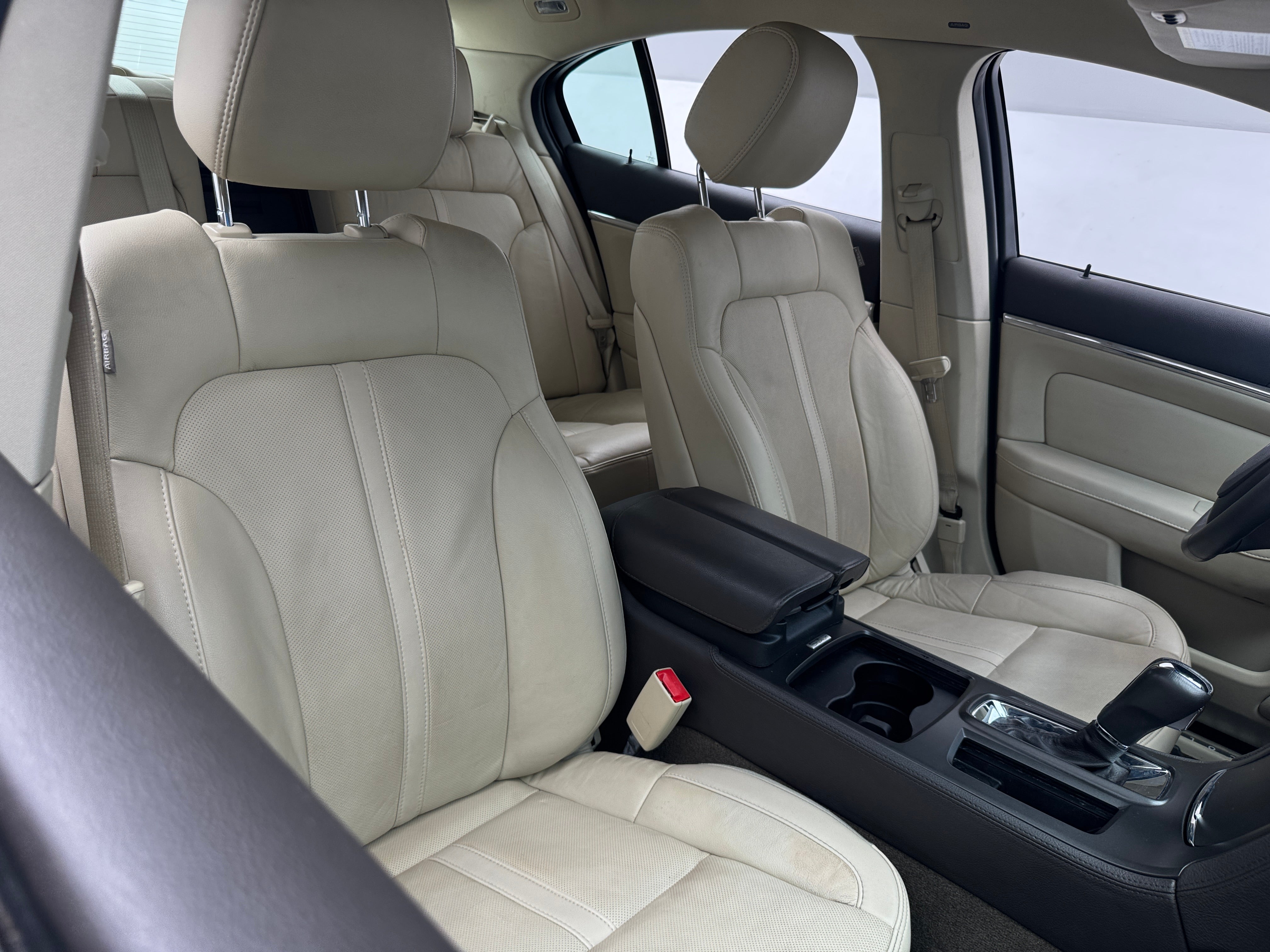 2015 Lincoln MKS