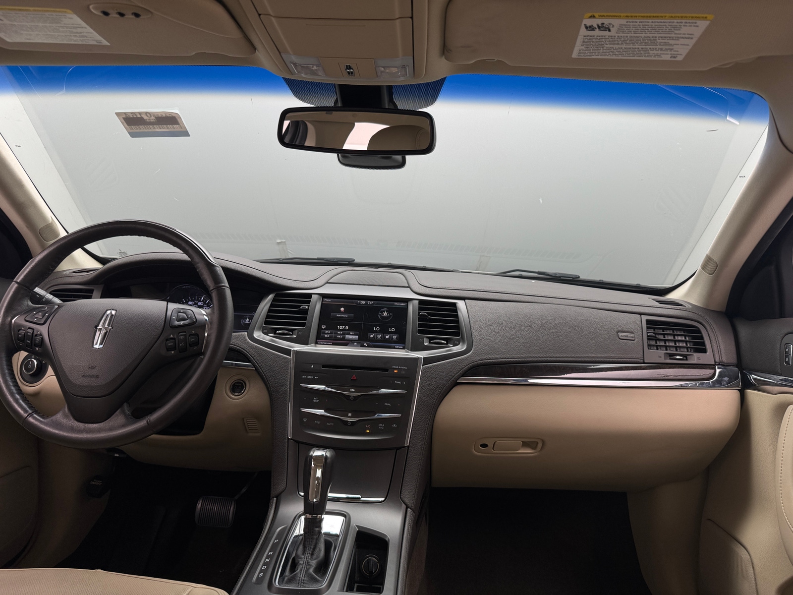 Thumbnail: 2015 Lincoln MKS - 2