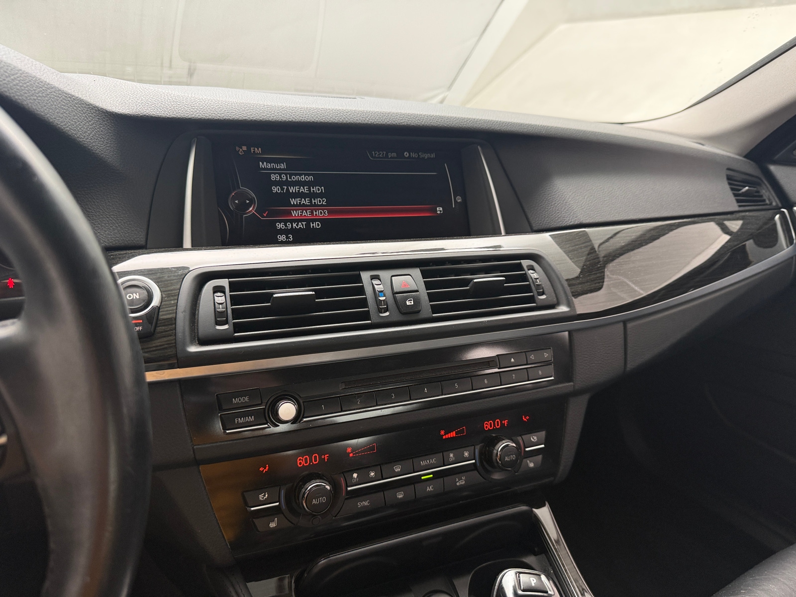Thumbnail: 2015 BMW 5 Series - 3