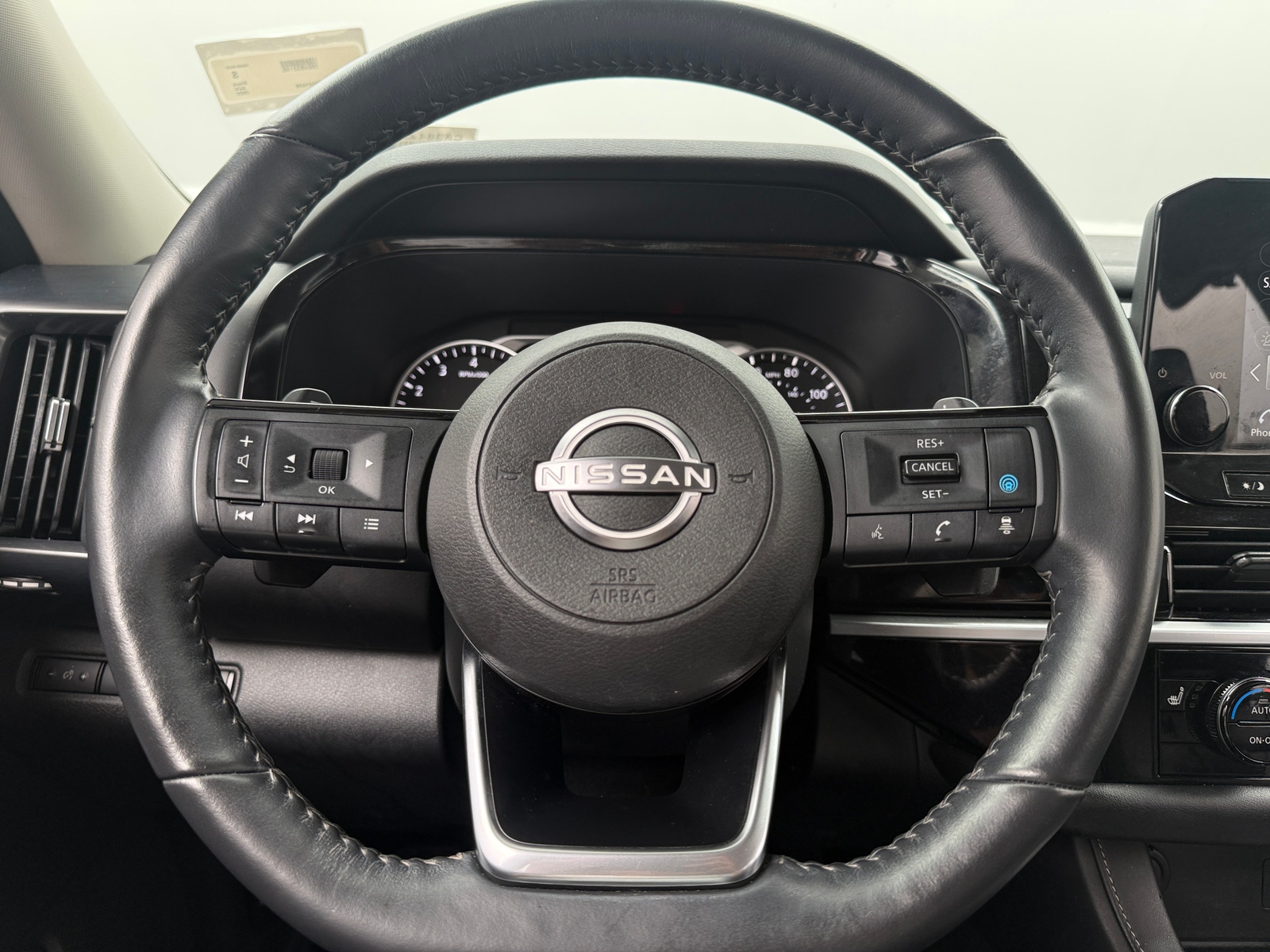 Thumbnail: 2022 Nissan Pathfinder - 4