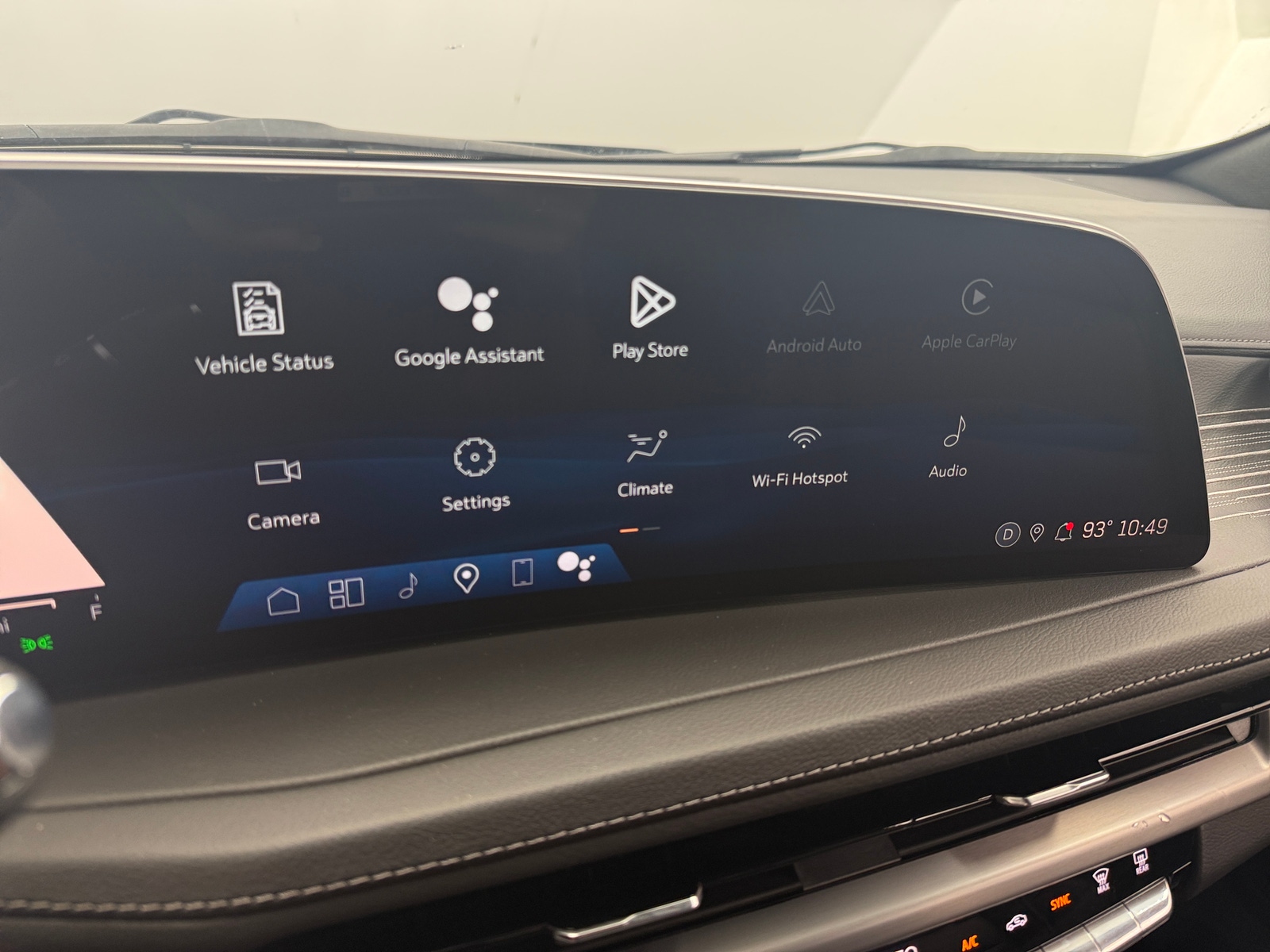 Thumbnail: 2025 Cadillac XT4 - 3