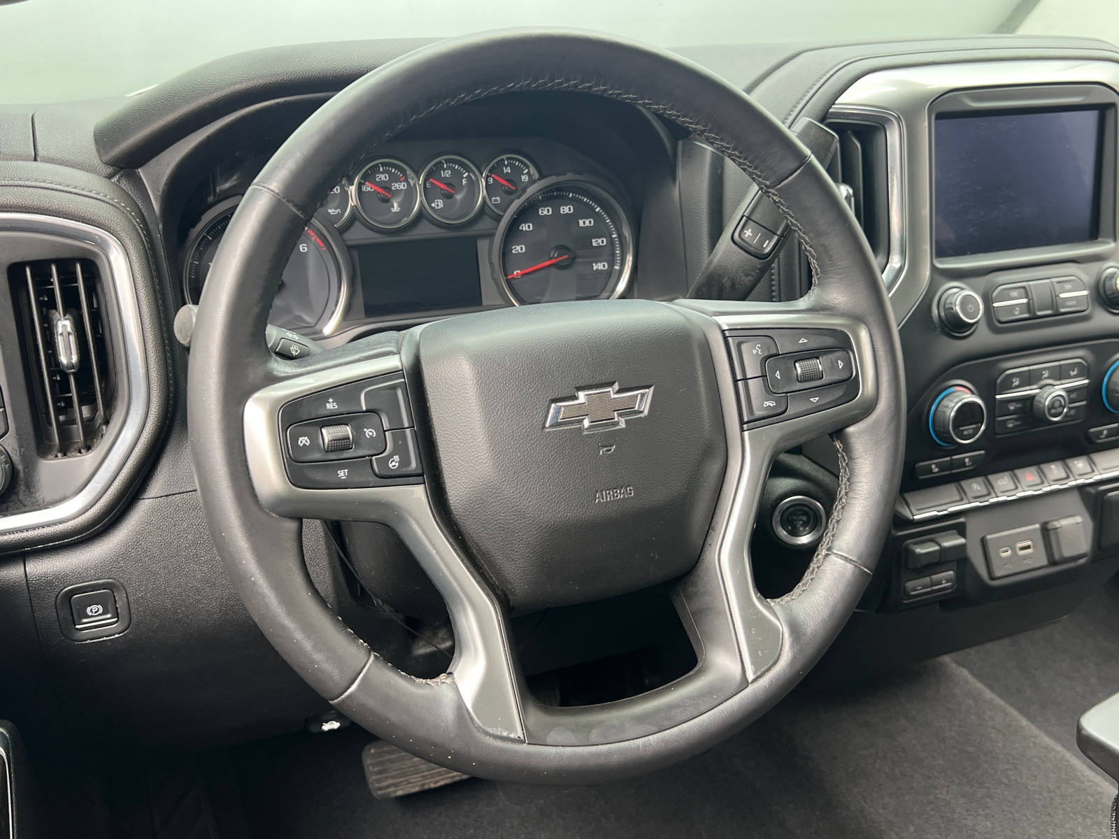 Thumbnail: 2019 Chevrolet Silverado 1500 - 5