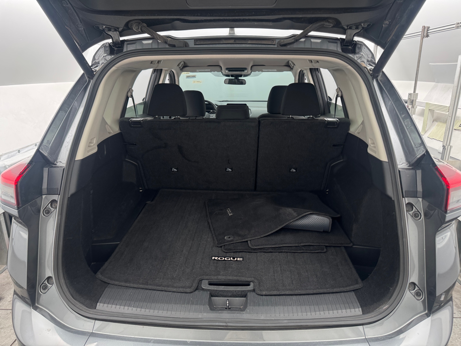 Thumbnail: 2025 Nissan Rogue - 7