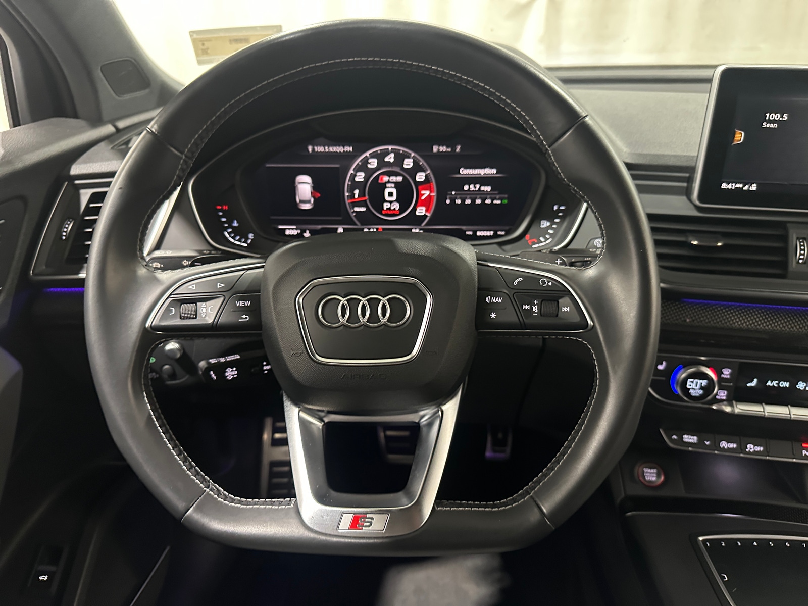 Thumbnail: 2018 Audi SQ5 - 5