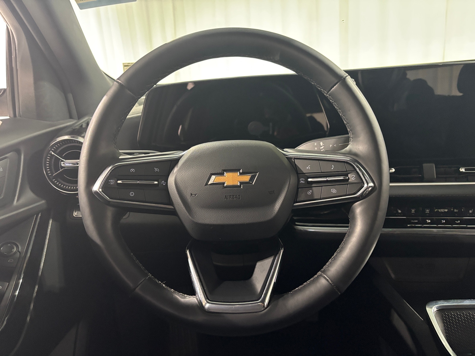 Thumbnail: 2025 Chevrolet Equinox - 5